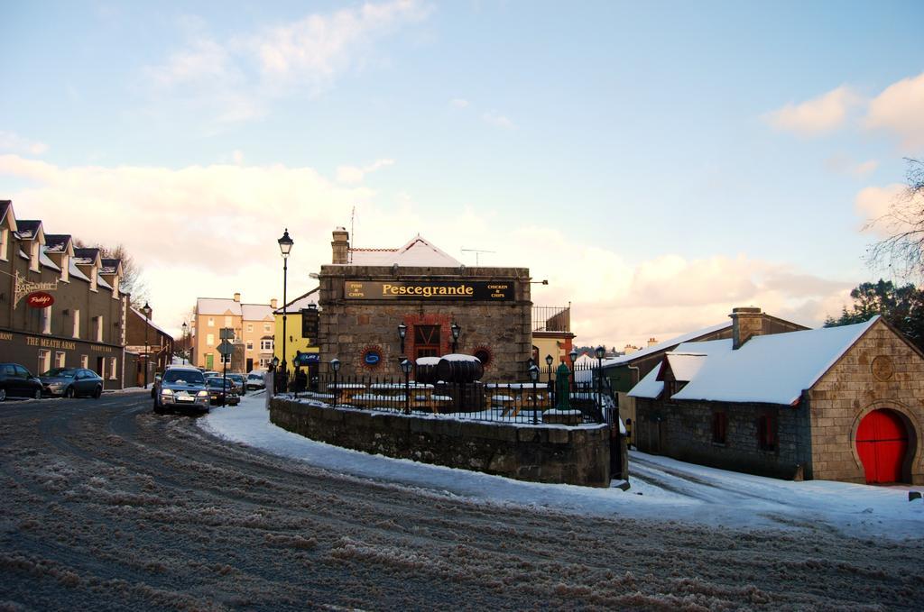 27 Aughrim Holidays Villa Buitenkant foto